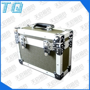 茂名Beautiful high-end portable aluminum case